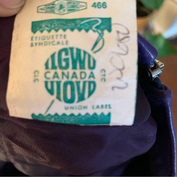 Vintage Supple Purple Leather Skirt Sz. 4 Rayon lined 24” waist - Picture 4 of 10